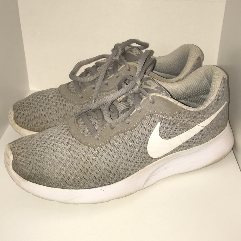 Nike Women’s Tanjun Casual